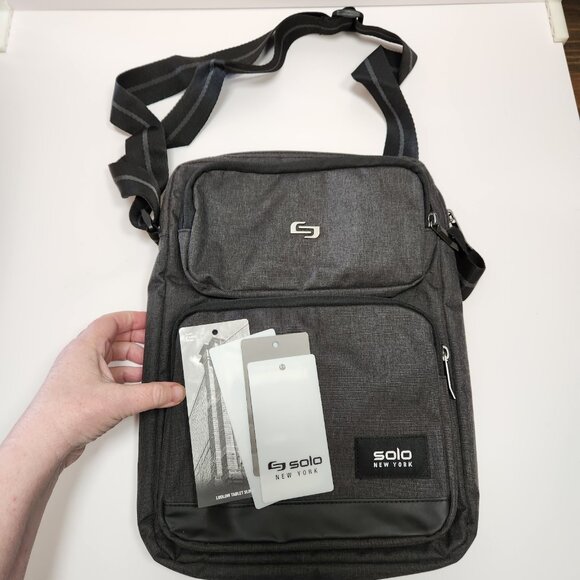 Solo New York Ludlow Tablet Sling Gray 11"